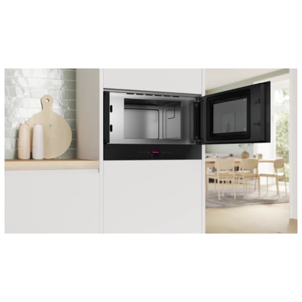 BOSCH ugradna mikrotalasna rerna BFR9221B1 2