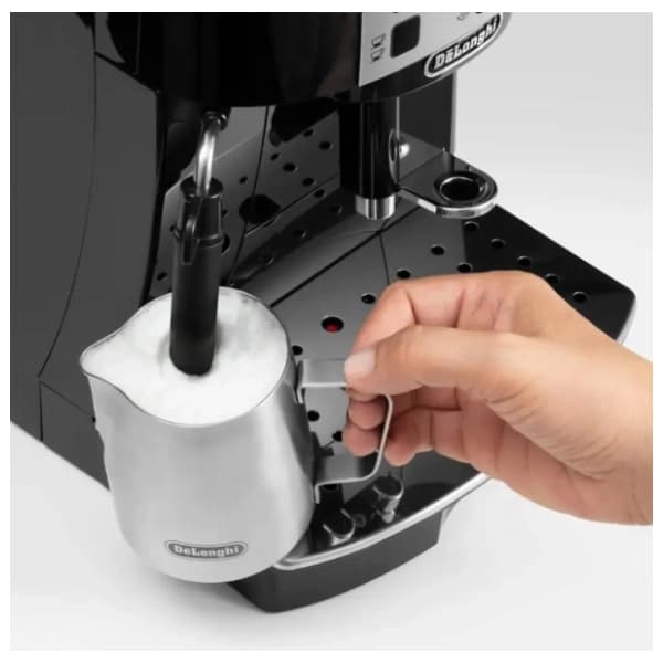 DeLonghi aparat za kafu Magnifica S ECAM.22.115.B 3