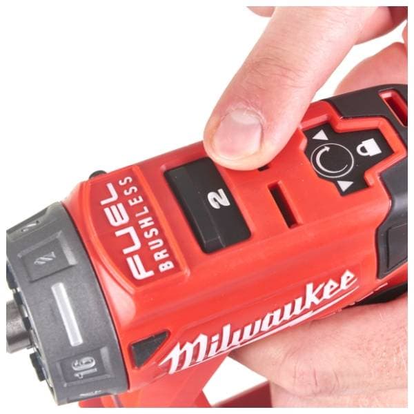 MILWAUKEE M12FDDXKIT-202X aku bušilica 1