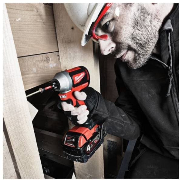 MILWAUKEE M18CBLID-402C 2x4Ah aku bušilica 4