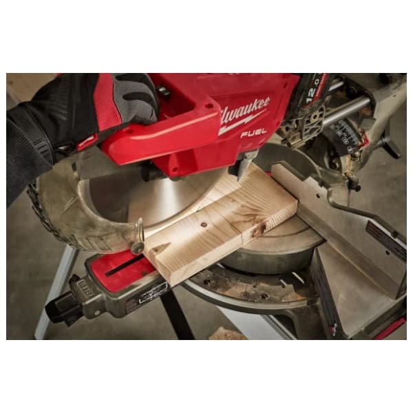 MILWAUKEE M18FMS305-121 12Ah aku kružna testera 6