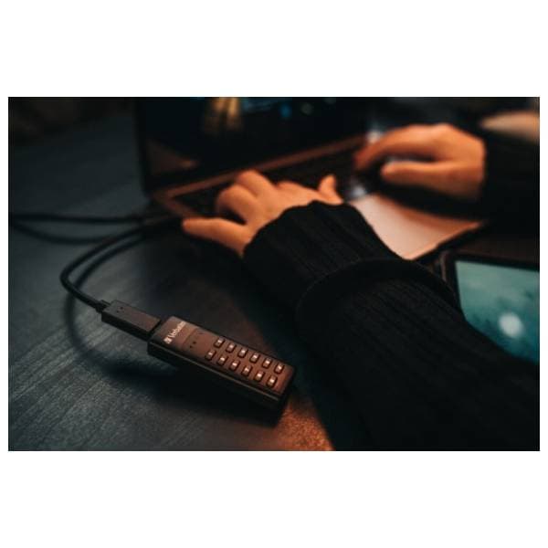 VERBATIM USB flash memorija 32GB Keypad Secure 3