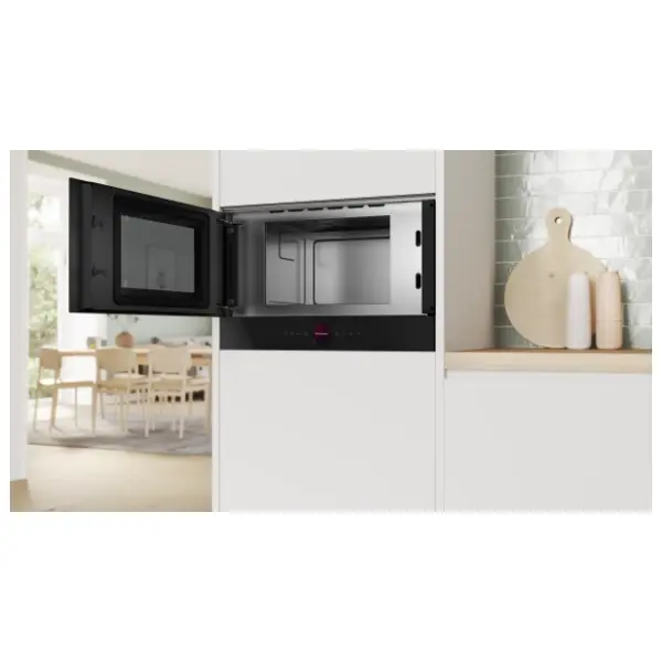 BOSCH ugradna mikrotalasna rerna BFL9221B1 1