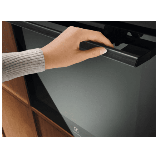 ELECTROLUX ugradna rerna EOF7H36H 4