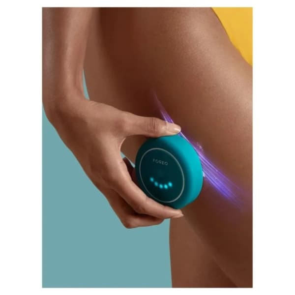 FOREO masažer Bear 2 Body Evergreen 3