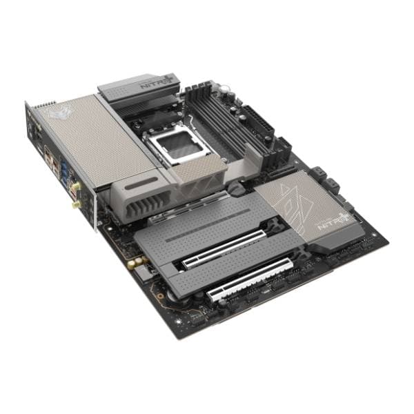 SAPPHIRE Nitro+ X870EA PhantomLink Edition matična ploča 4