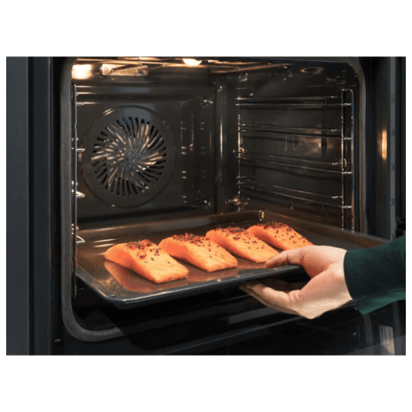 ELECTROLUX ugradna rerna KOBBS39WX 1